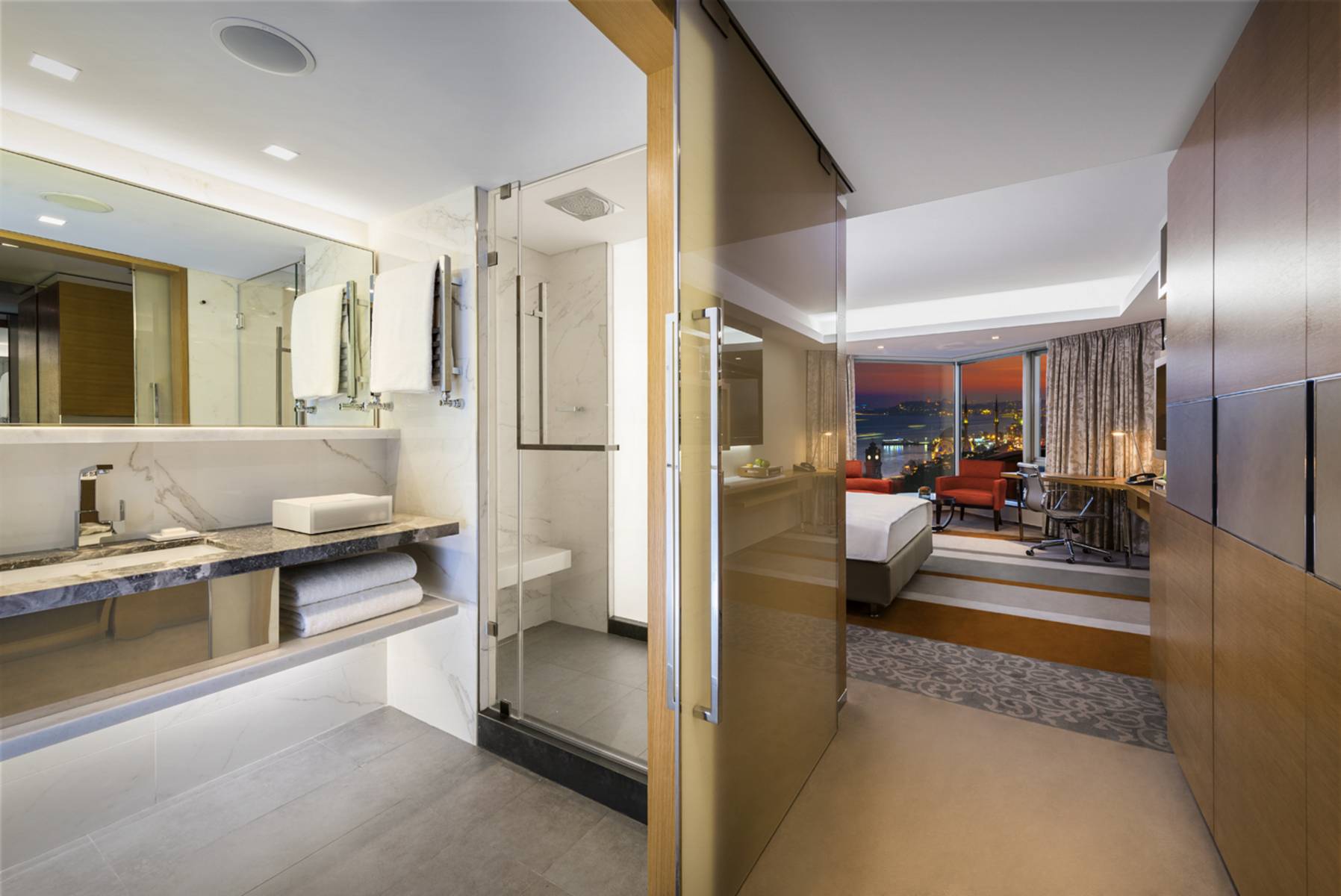 イスタンブールの絶景と洗練されたおもてなしを満喫